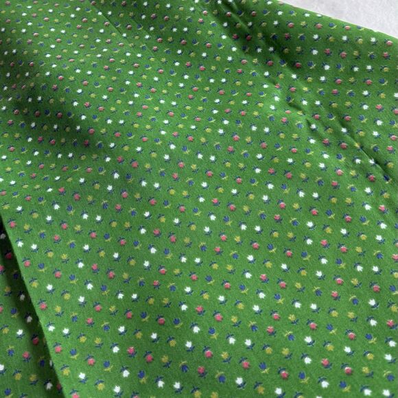 Vintage Kelly Green Fabric with Pink & Blue Tulips Calico Fabric Spring Easter - Picture 2 of 6